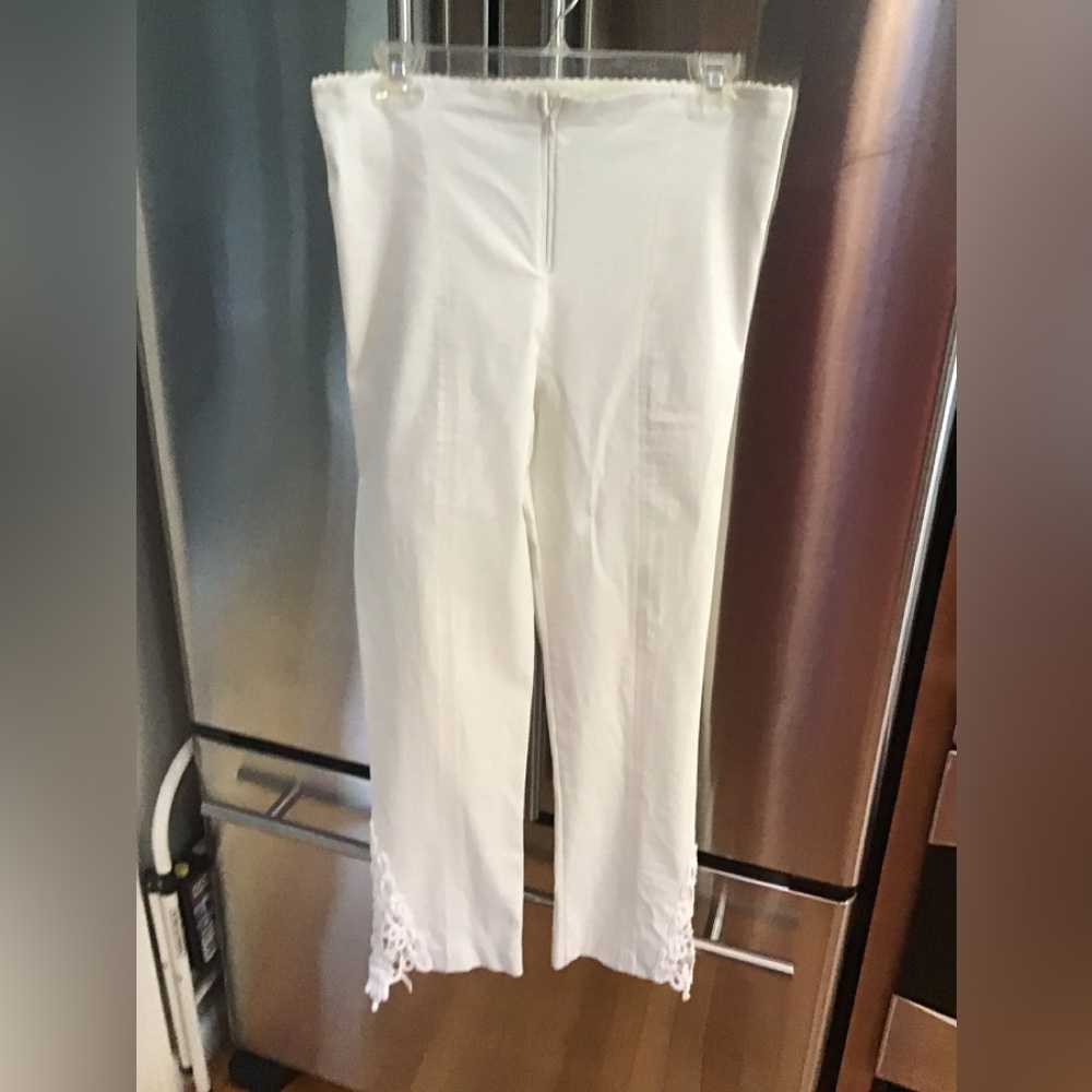 Mesmerize brand white pants